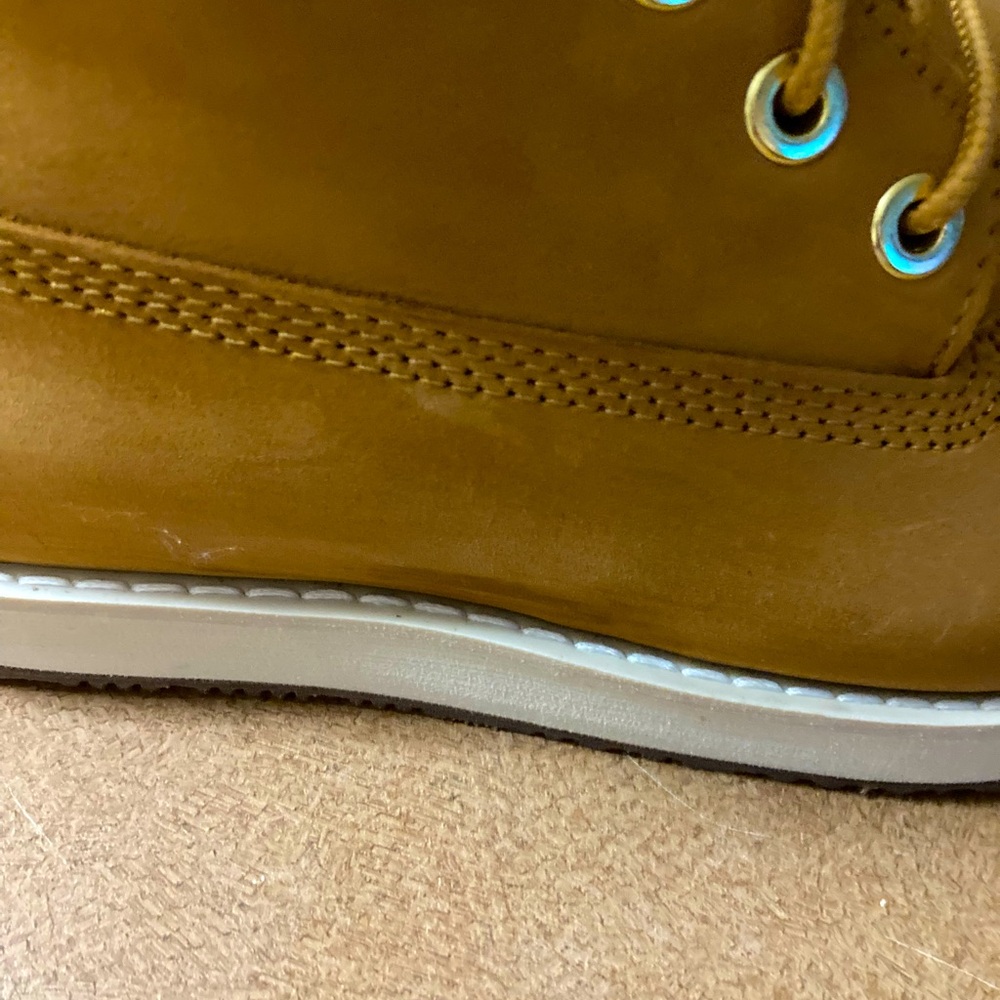 TIMBERLAND - Picture 5 of 8